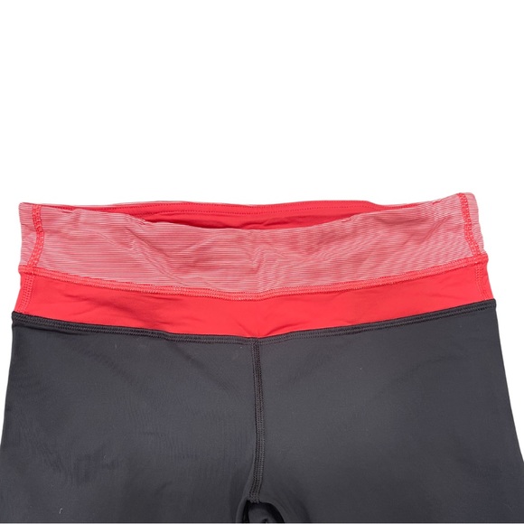 LULULEMON Run Inspire Crop II, Size 6. NWOT. - Picture 4 of 6